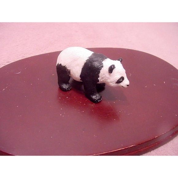 Safari Ltd Baby PANDA BEAR FIGURE (2008) - Picture 3 of 4